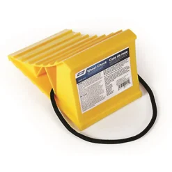 Camco For Wheel Chock with Rope Up to 26 inch Tires 1 pk