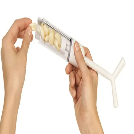 Chef'n White Plastic Garlic Machine