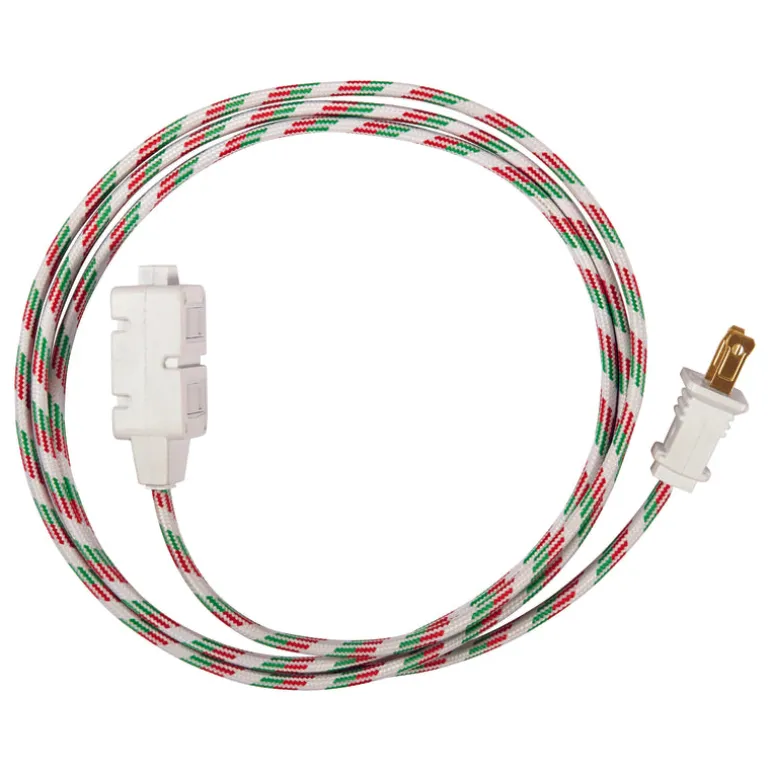 Fabcordz Indoor 6 ft. L Green/Red/White Extension Cord 16/2 SPT-2