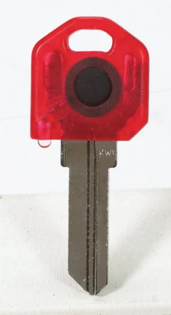 Giant Concepts LLC Keylights House Key Blank w/Flashlight Single sided For Fits Kwikset KW1/Weiser WR3 and WR5 locks (Pack of 10)