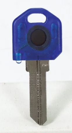 Giant Concepts LLC Keylights House Key Blank w/Flashlight Single sided For Fits Kwikset KW1/Weiser WR3 and WR5 locks (Pack of 10)
