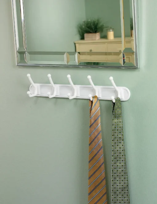Homz 18.38 in. L White Plastic Large 5-Hook Rack 5 lb. cap. 1 pk