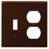 Leviton Brown 2 gang Plastic Duplex/Toggle Wall Plate 1 pk