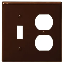 Leviton Brown 2 gang Plastic Duplex/Toggle Wall Plate 1 pk