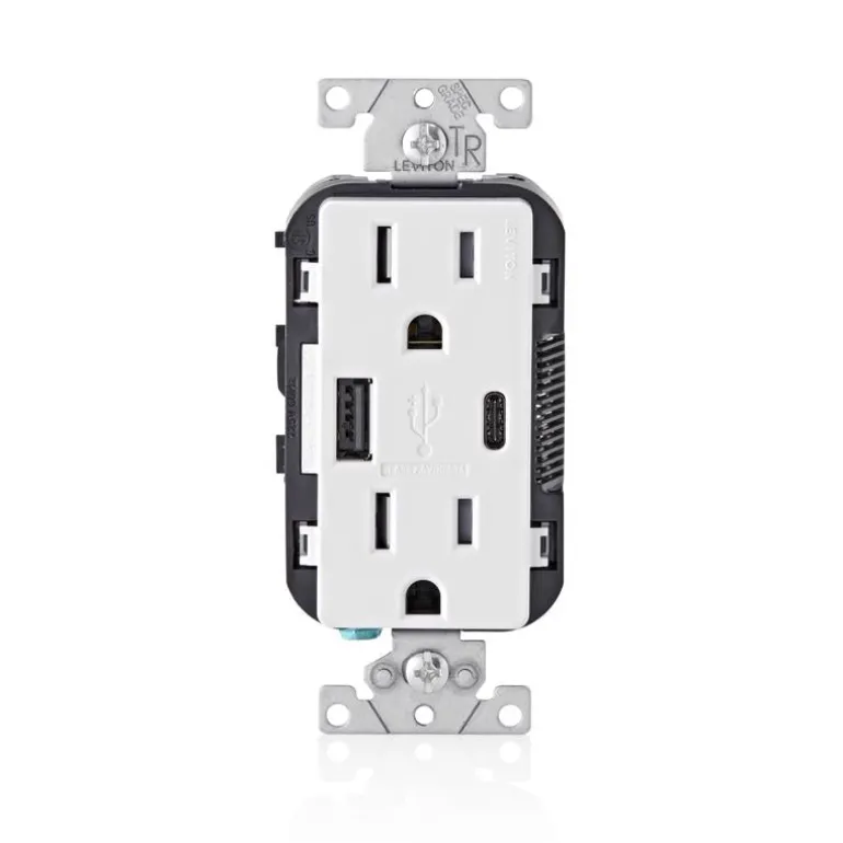 Leviton Decora 15 amps 125 V Type A/C Duplex White Outlet and USB Charger 5-15R 1 pk