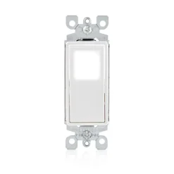Leviton Decora 15 amps Three Pole Rocker 3-Way Illuminated Switch White 1 pk