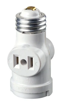 Leviton Plastic Keyless Lampholder w/Outlet
