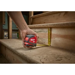Milwaukee 25 ft. L X 1.65 in. W Compact Tape Measure 1 pk