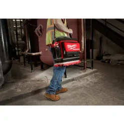 Milwaukee PACKOUT 15.75 in. W x 11.81 in. H Ballistic Nylon Cooler Utility Bag 6 pocket Black/Red