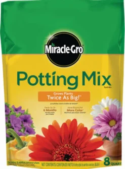 Miracle-Gro Potting Mix 8 qt.
