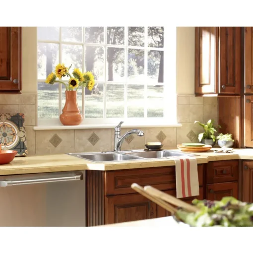 Moen Renzo One Handle Chrome Pull-Out Kitchen Faucet