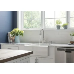 Moen Wellsley Stainless Steel 1.5 GPM Lever 1-Handle Pulldown Kitchen Faucet 10 in. Reach