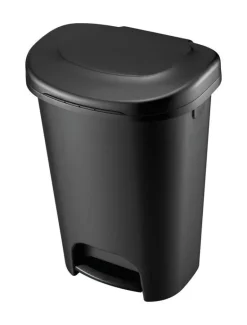 Rubbermaid 13 gal. Black Step On Wastebasket (Pack of 4)
