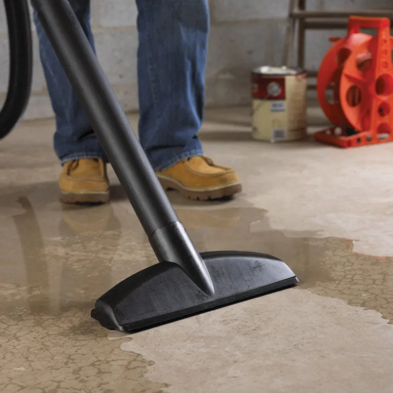 Shop-Vac 16 in. L X 14 in. W X 2-1/2 in. D Floor Nozzle 1 pc