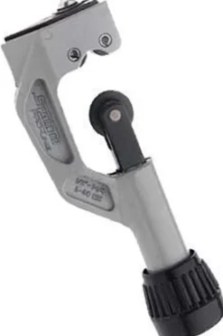 Superior Tool 1-1/4 in. Pipe Cutter Black/Silver