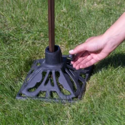 Tiki Black Cast Iron Torch Stand 1 pk