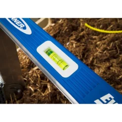 Werner Extension Ladder Equalizer Aluminum 28 ' Ansi, Osha 250 Lb 90 Degrees