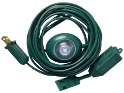Woods Indoor 15 ft. L Green Extension Cord with Switch 16/2